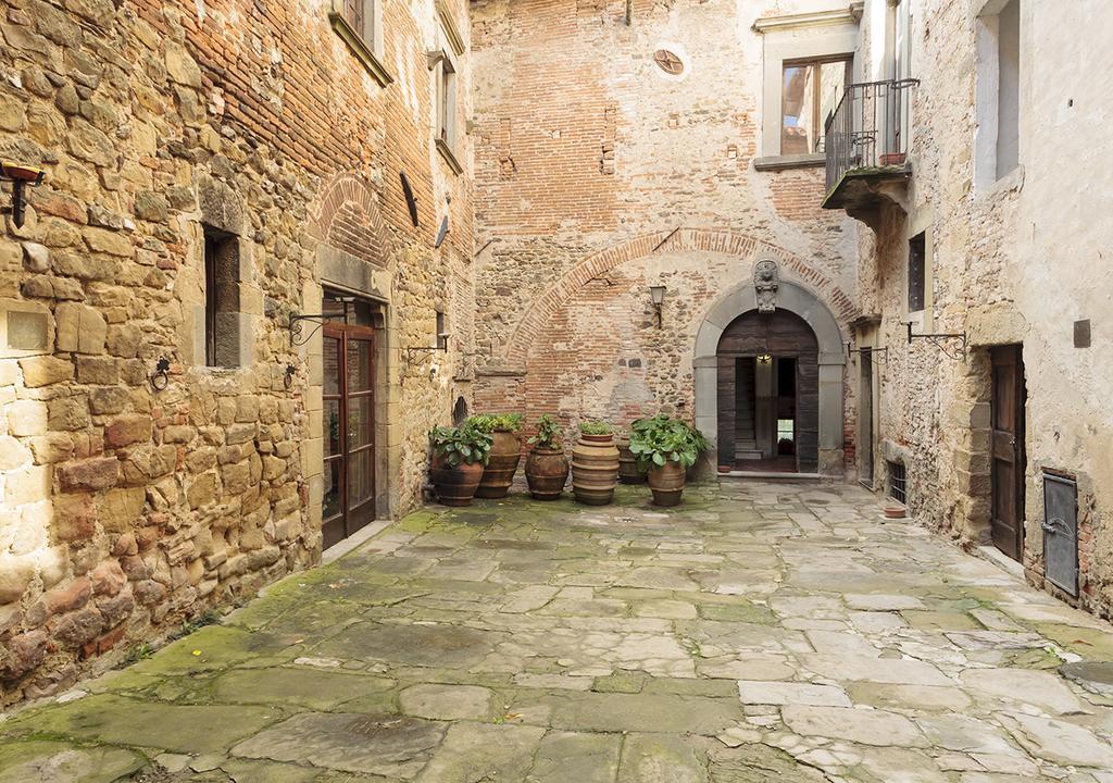 Locanda Al Castello Di Sorci Ангиари Екстериор снимка