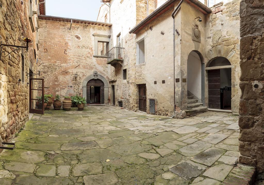 Locanda Al Castello Di Sorci Ангиари Екстериор снимка