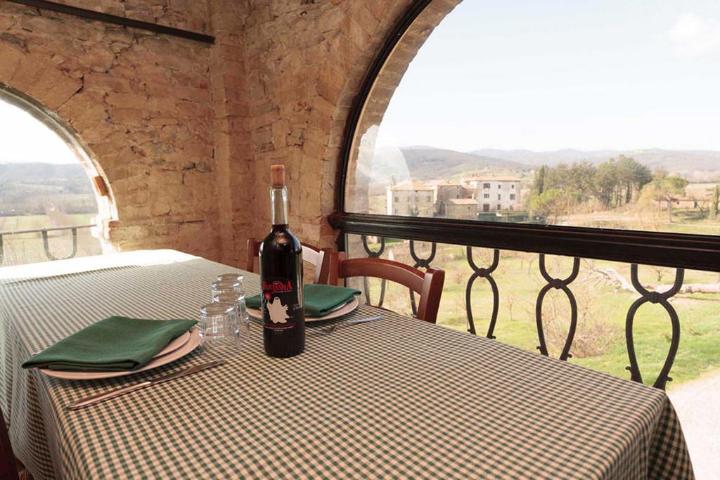 Locanda Al Castello Di Sorci Ангиари Екстериор снимка