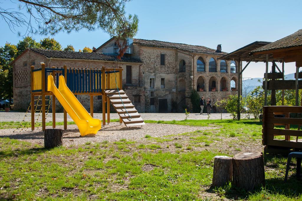 Locanda Al Castello Di Sorci Ангиари Екстериор снимка